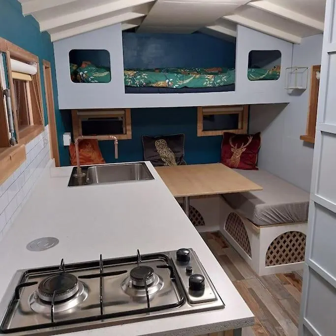 Tiny Home - With Private Shower Room In Separate Outbuilding Nottingham